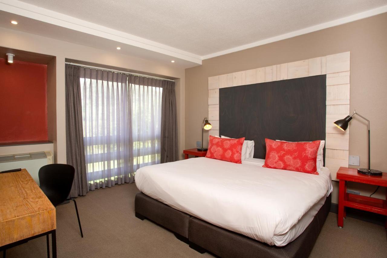 26° South Bush Boho Hotel Muldersdrift Exterior foto