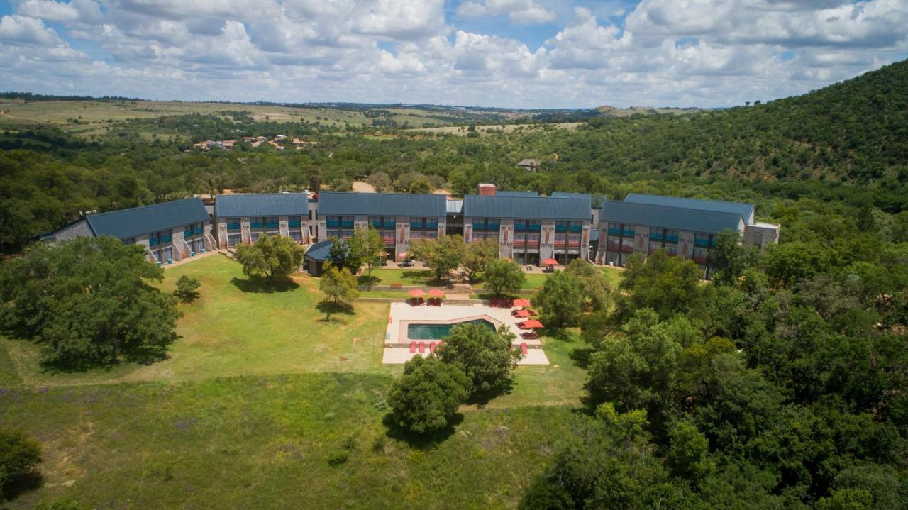 26° South Bush Boho Hotel Muldersdrift Exterior foto