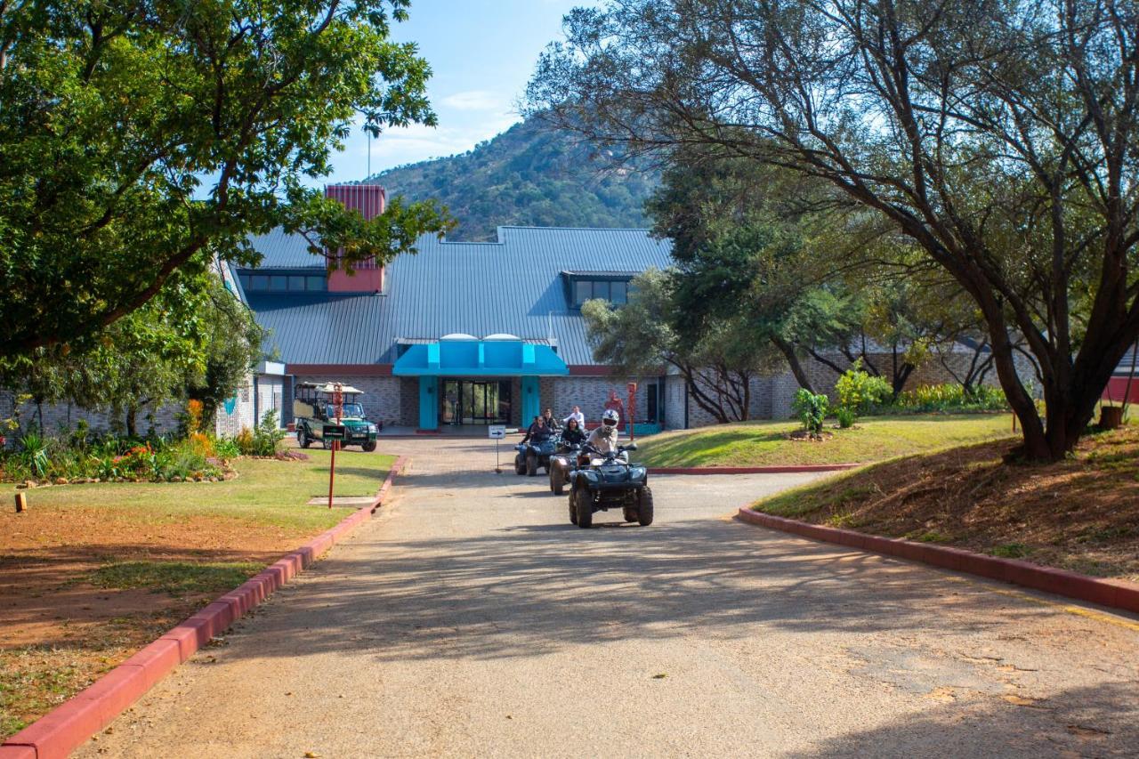 26° South Bush Boho Hotel Muldersdrift Exterior foto